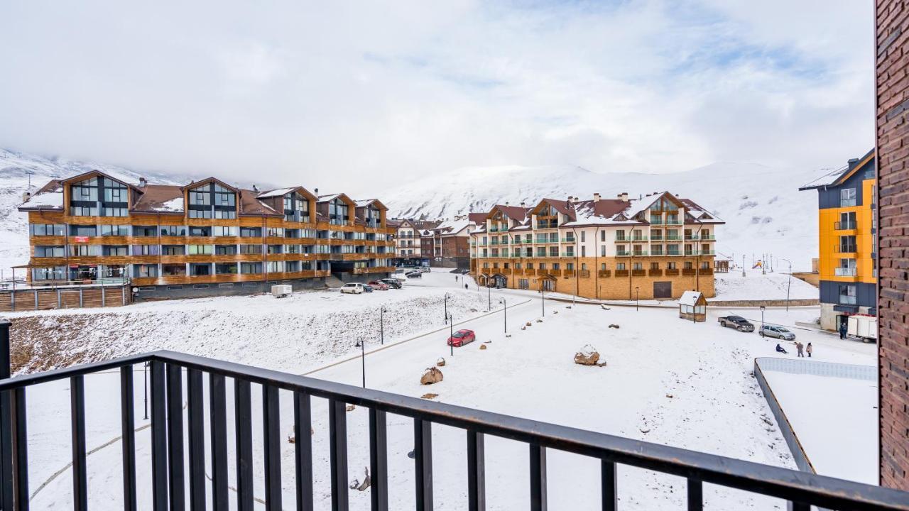 New Gudauri Km Apartments ภายนอก รูปภาพ